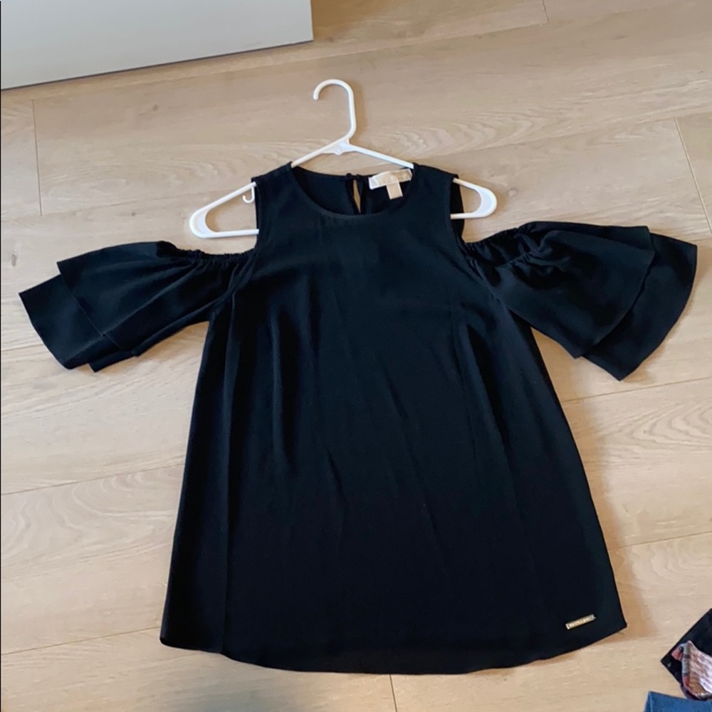 Michael Kors open shoulder top